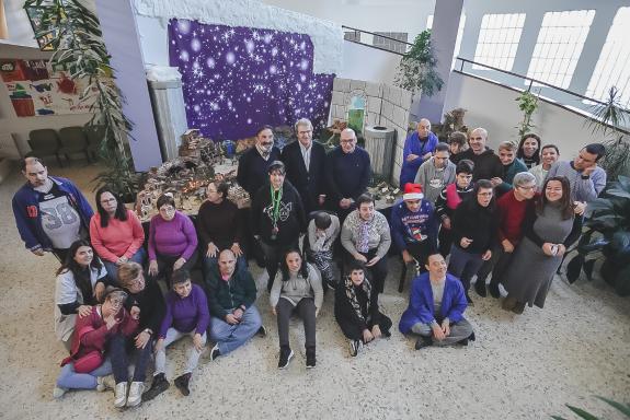 Imaxe da nova:O delegado territorial da Xunta en Ourense visita Aspanas para trasladarlle os mellores desexos nestas datas de Nadal