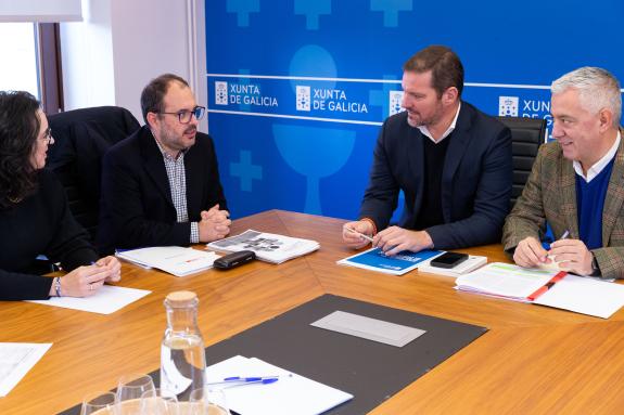 Imagen de la noticia:La Xunta presentará este jueves a los coordinadores de los grupos de trabajo para renovar el Plan general de normalización d...
