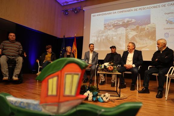 Imaxe da nova:A Xunta mellora as condicións de traballo e a seguridade da confraría de pescadores de Caión