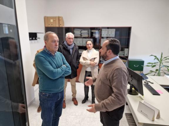 Imaxe da nova:A Xunta subvenciona con 30.000 euros as obras de mellora das instalacións da casa do concello de Vilaboa