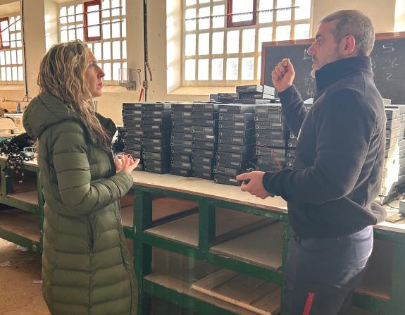 Imaxe da nova:A Xunta dona á ONG Briegal material de protección e salvamento para equipar aos bombeiros de Perú na loita contra os incendios fore...