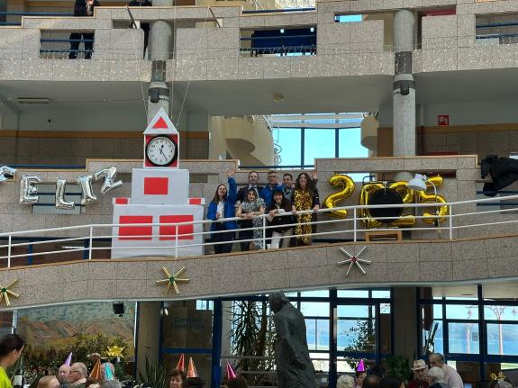 Imagen de la noticia:La residencia de mayores Torrente Ballester de la Xunta despide por anticipado el año