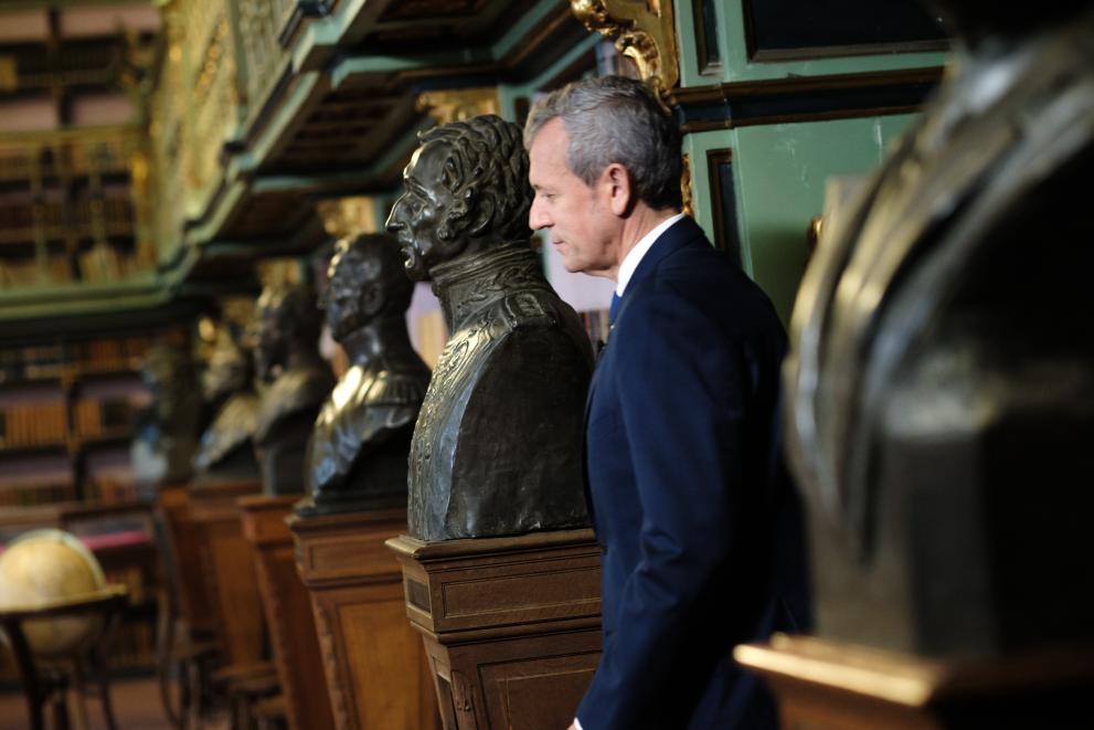 Imaxe 8 de 10 asociada á nova