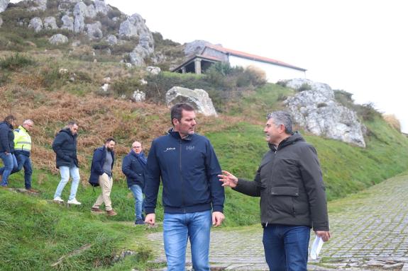 Imaxe da nova:López Campos amosa o compromiso da Xunta co patrimonio e infraestruturas culturais de Boqueixón