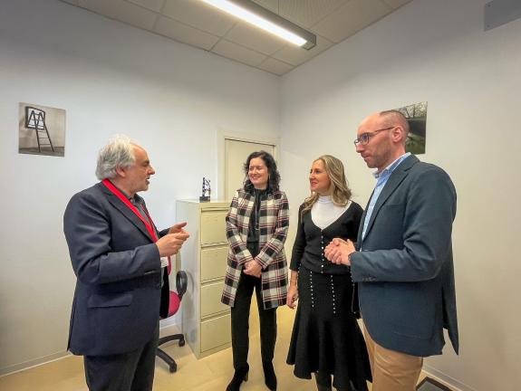 Imagen de la noticia:La Xunta y la Universidade da Coruña desarrollan un programa pionero de atención a niños y adolescentes en situación de ries...