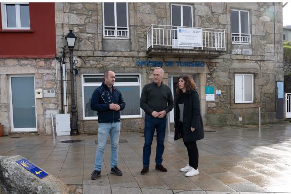 Imaxe da nova:A Xunta subvenciona con preto de 32.000 euros as obras de mellora da accesibilidade da oficina de turismo de Oia