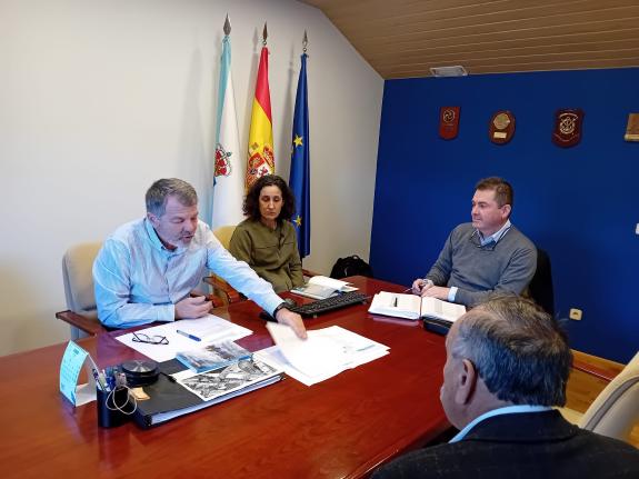 Imagen de la noticia:Portos de Galicia y el Ayuntamiento de Ponteceso acuerdan la propuesta para la reversión al estado de terrenos innecesarios ...