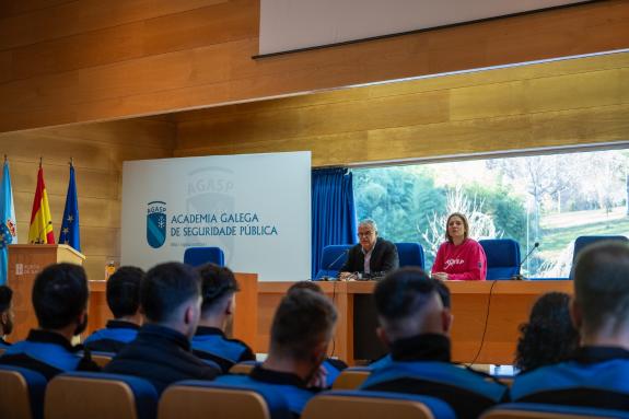 Imaxe da nova:A 17ª promoción de Policía Local comeza o curso básico selectivo para cubrir prazas nunha trintena de concellos