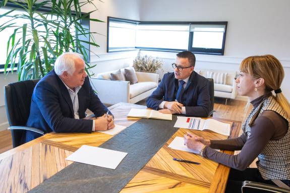 Imaxe da nova:A Xunta e o Concello de Outeiro de Rei avanzan na súa colaboración para impulsar a creación de emprego vinculado ao territorio