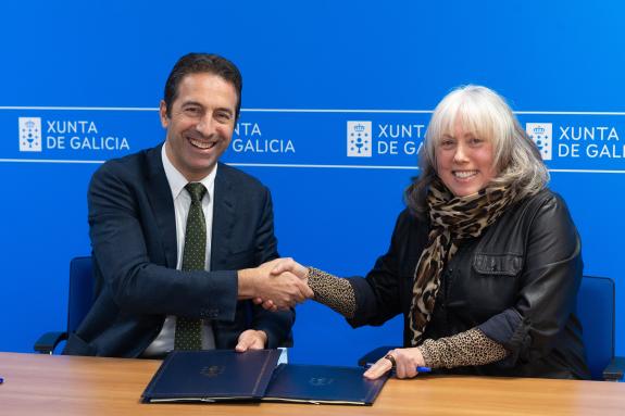 Imagen de la noticia:Villares firma un nuevo convenio de colaboración con la federación gallega de redeiras 'O Peirao' para apoyar su actividad e...