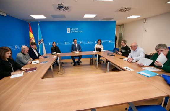 Imagen de la noticia:Villares destaca que ya fueron movilizados 70 M€ en apoyos autonómicos al sector marisquero al amparo del Plan de Competitiv...