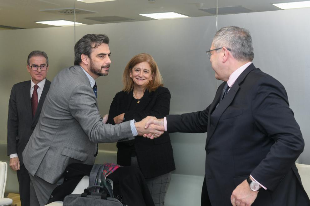 Imaxe 2 de 2 asociada á nova