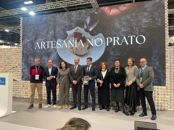 Imagen de la noticia:La Xunta presenta en Fitur la nueva edición de su proyecto pionero 'Artesanía en el Plato' que promueve las sinergias entre ...