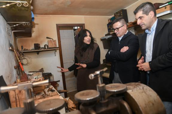 Imaxe da nova:A Xunta destaca a Susi Gesto como exemplo paradigmático de remuda xeracional no sector artesanal e de innovación na ourivería tradi...