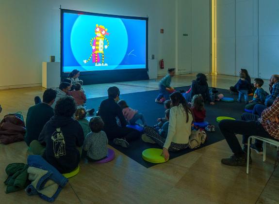 Imaxe da nova:O Gaiás convértese en escaparate do mellor cinema infantil internacional coas máis de 70 curtas da novena edición do festival ‘Pequ...