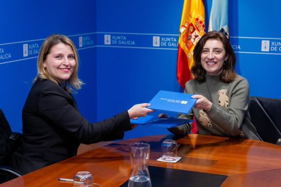 Imaxe da nova:A Xunta e a Federación de Persoas Xordas colaborarán para formar a persoal dos espazos naturais de Galicia en lingua de signos