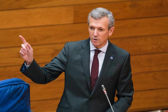 Imagen de la noticia:Rueda responde en el Pleno las preguntas de los grupos parlamentarios