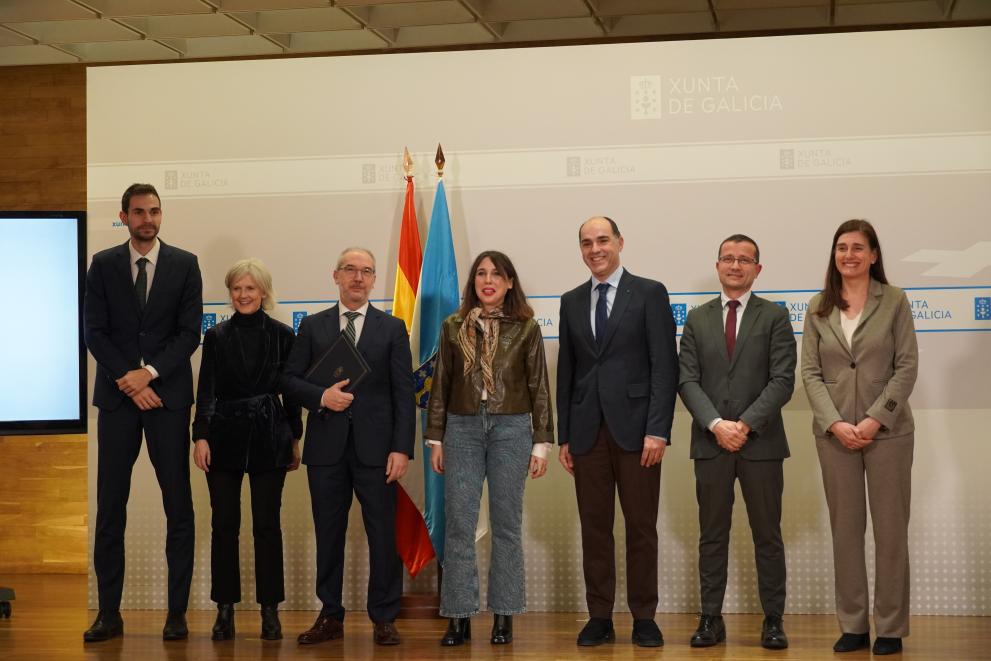 Imaxe 3 de 3 asociada á nova