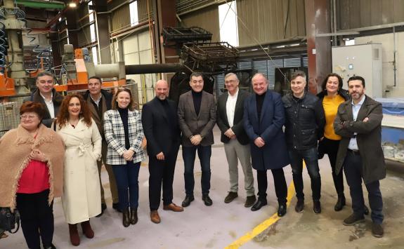 Imagen de la noticia:Román Rodríguez exalta la apuesta de la empresa JJ Chicolino, en Boiro, por proyectos innovadores en el ámbito de la acuicul...