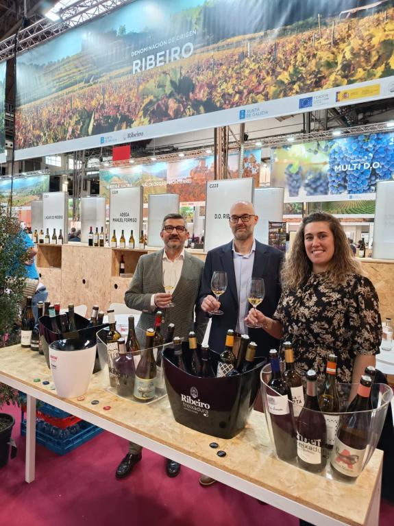 Imaxe da nova:Medio Rural enxalza a calidade dos produtos vitivinícolas galegos na `Barcelona Wine Week 2025´