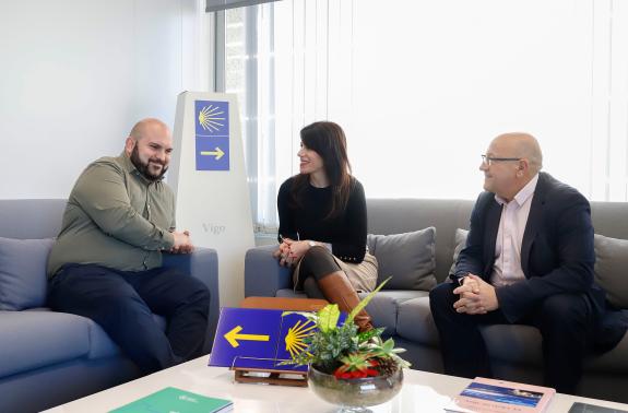 Imagen de la noticia:María M. Allegue mantiene un encuentro de trabajo con el alcalde de Mondariz