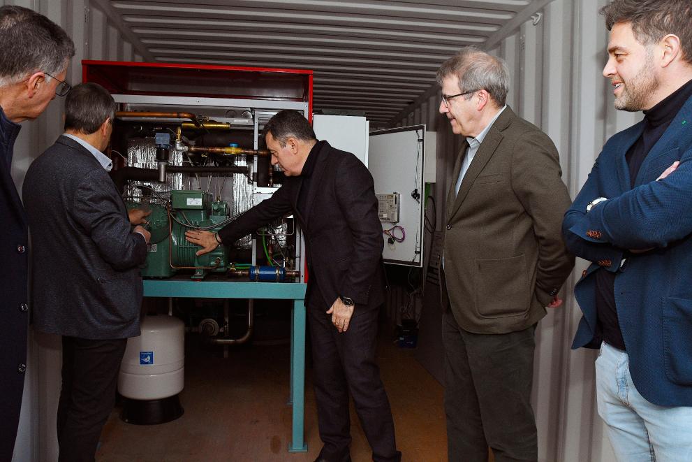 Imaxe 3 de 3 asociada á nova