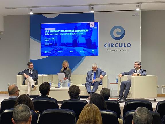 Imagen de la noticia:La Xunta destaca la importancia del diálogo social para afrontar los nuevos retos del mercado laboral