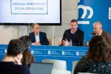 A Xunta entrega os primeiros documentos de traballo ao coordinador do Plan xeral de normalización da lingua galega