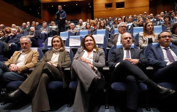 Imaxe da nova:A delegada da Xunta participa nos actos da festa anual da avogacía