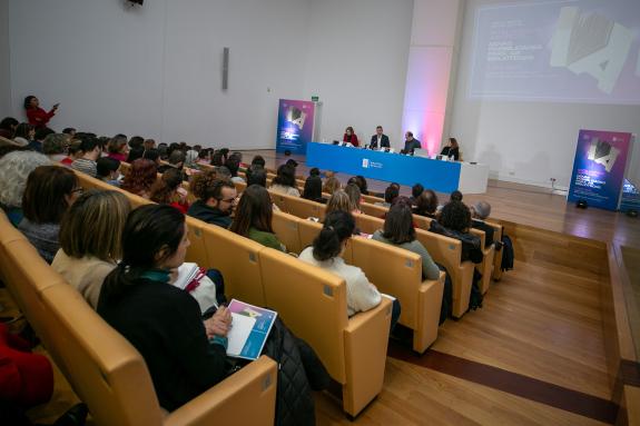 Imaxe da nova:A Xunta promove o uso responsable das tecnoloxías baseadas na intelixencia artificial entre o persoal das bibliotecas públicas