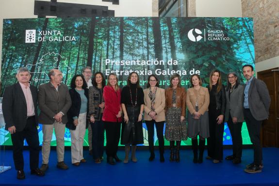 Imaxe da nova:A Xunta presenta a estratexia de infraestrutura verde e avanza na súa execución coa publicación por 2 M€ das primeiras axudas para ...