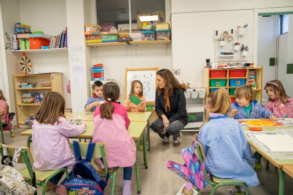 Imaxe da nova:As alumnas supoñen xa máis da metade dos participantes nos programas Club de Ciencia e Stembach