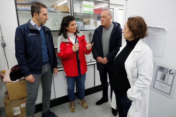 Imaxe da nova:Villares pon en valor o labor do Intecmar para o control da calidade e a salubridade dos produtos do mar galego