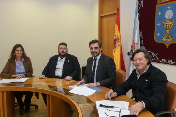 Imaxe da nova:Diego Calvo reúnese cos alcaldes de Vilamarín e de San Xoán de Río para avaliar posibles vías de colaboración