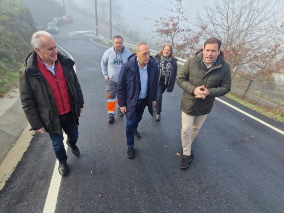 Imaxe da nova:A Xunta inviste máis de 117.000 euros no ensanche e pavimentación dunha vía do lugar de Veiguiña do Medio, en Cerdedo-Cotobade