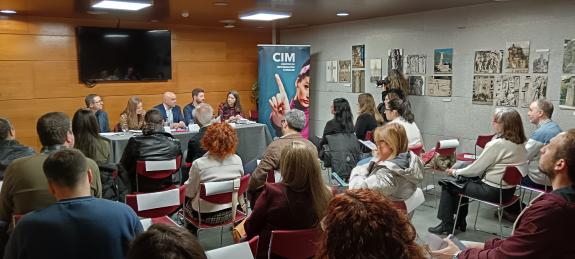 Imaxe da nova:A Xunta presenta no Salnés a guía para a detección de vítimas de violencia de xénero nas empresas