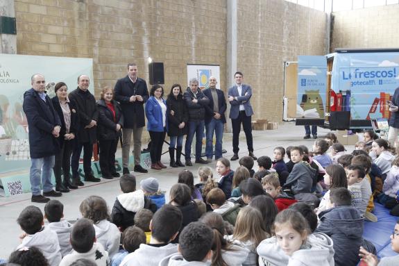 Imagen de la noticia:López Campos celebra los dos años de 'A Furgoteca' como 