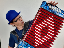 A Xunta convida as familias a celebrar o entroido no Gaiás cun baile de disfraces inspirado no mundo literario de Oz e cun concerto de Paco Nogueiras