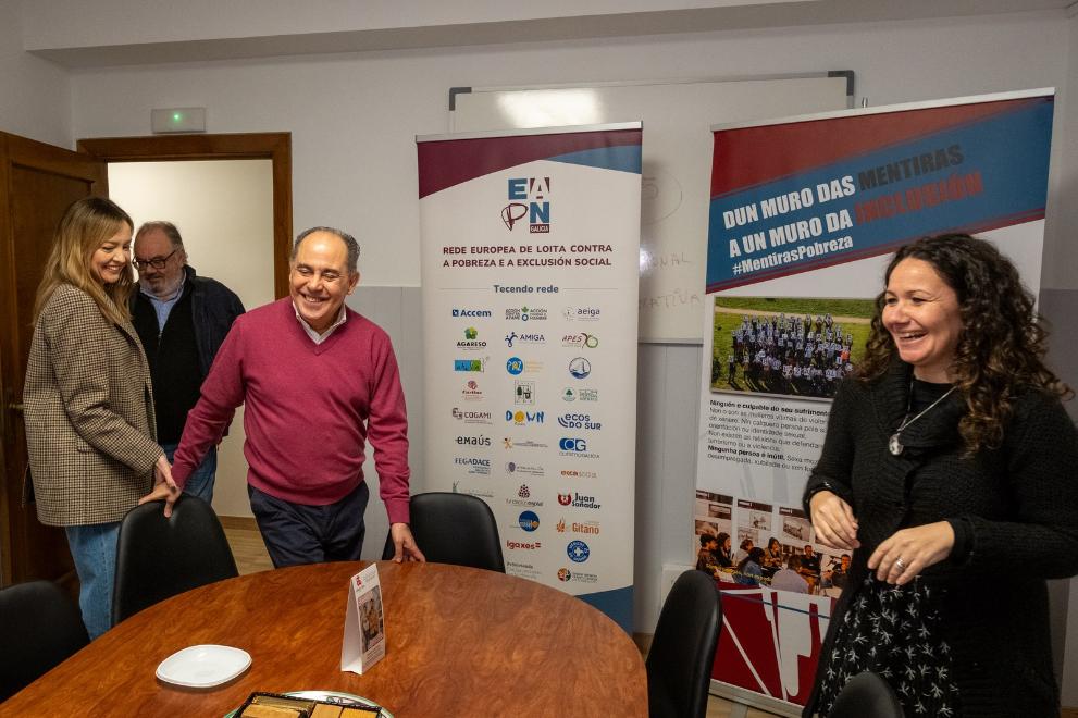 Imaxe 3 de 3 asociada á nova