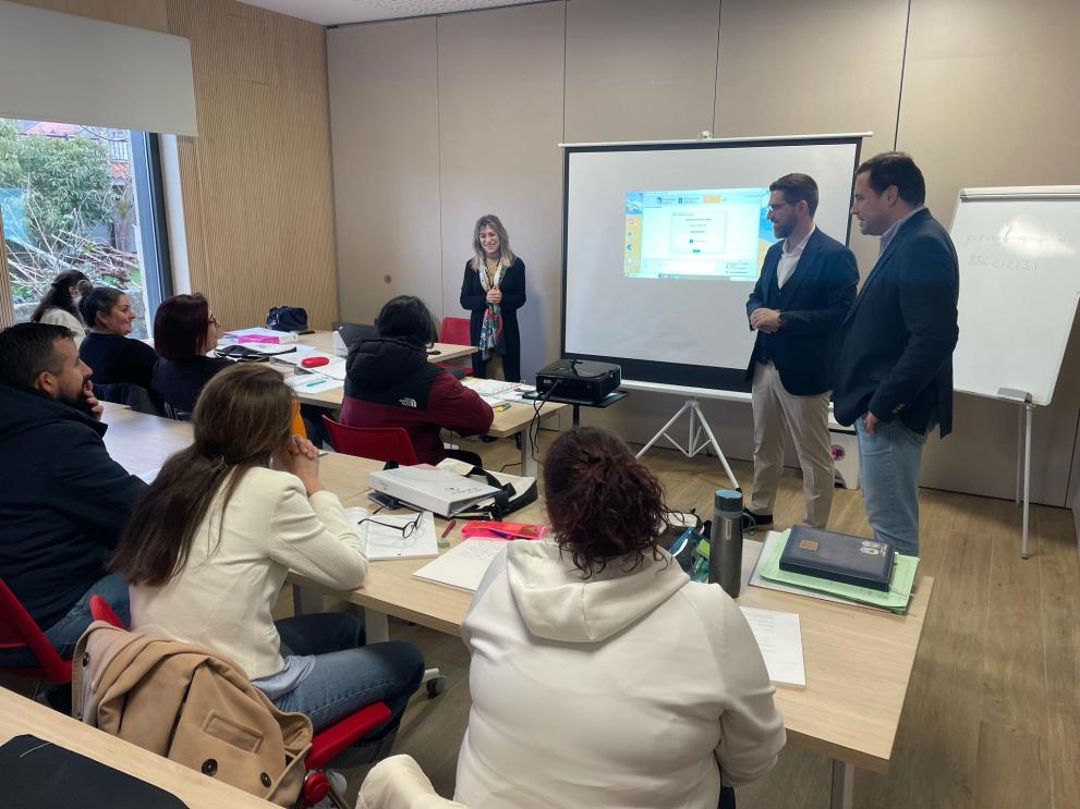 Imaxe 1 de 2 asociada á nova