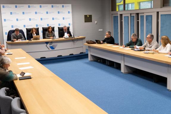 Imaxe da nova:Redemar aproba os proxectos de investigación Volaria e Octosan sobre a volandeira na Ría de Vigo e o estudo do ciclo vital  do polb...