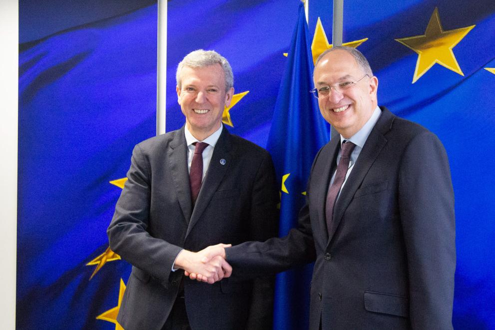 Imaxe 8 de 9 asociada á nova