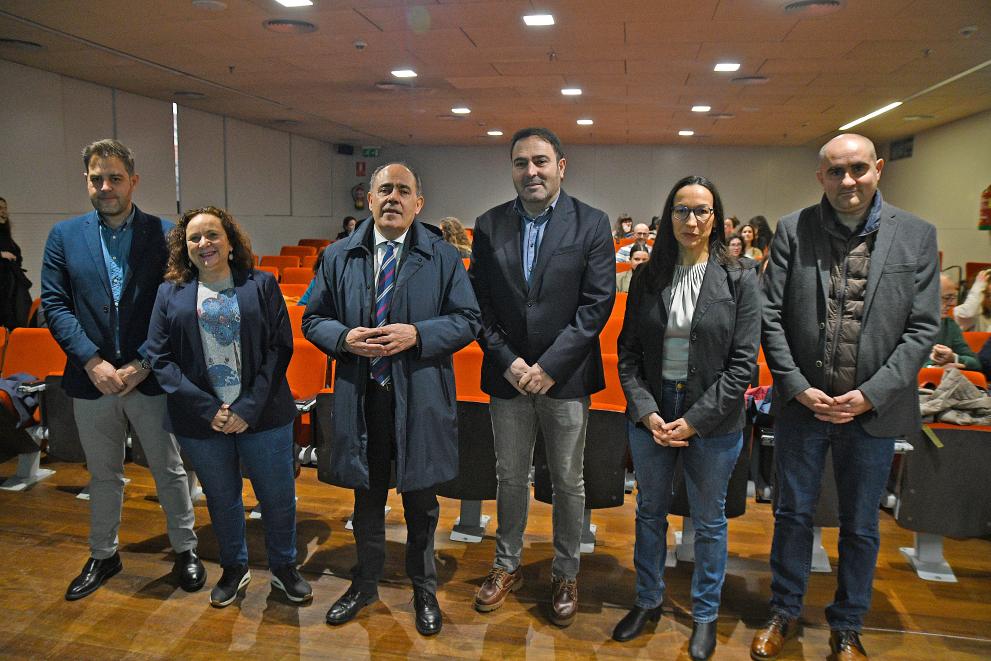 Imaxe 1 de 2 asociada á nova