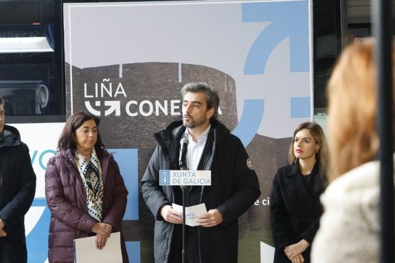 Imaxe da nova:A ‘Liña Conecta’ con servizos directos entre as cidades da Coruña e Lugo rexistrou nun mes case 4.000 persoas usuarias