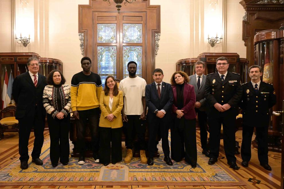 Imaxe 1 de 3 asociada á nova