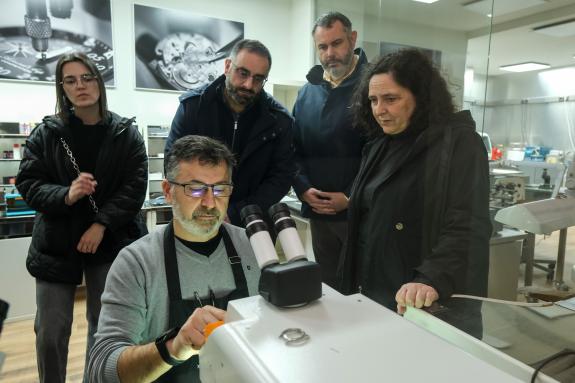 Imagen de la noticia:Belén do Campo anima a los comerciantes y artesanos a solicitar las ayudas de 3,9 M€ para impulsar la digitalización, la inn...