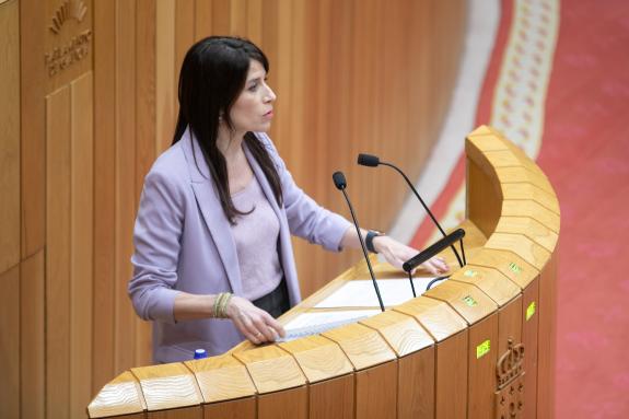 Imagen de la noticia:A conselleira María M. Allegue salienta que a Xunta concedeu o ano pasado 6.400 axudas por preto de 31M€, ao abeiro do Progr...