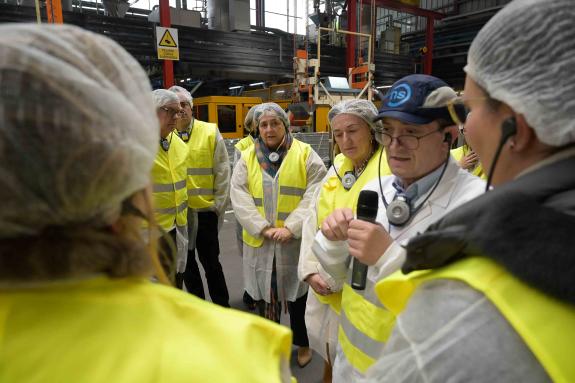 Imagen de la noticia:Belén do Campo participa en la visita a la empresa Nosoplas organizada por la Asociación de Bebidas Refrescantes Anfabra