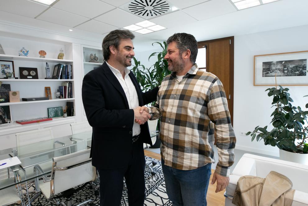 Imaxe 2 de 2 asociada á nova
