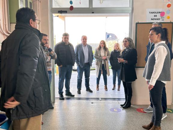 Imaxe da nova:A Xunta dota dun ascensor o CEIP San Isidro de Neda cun investimento próximo aos 69.000 euros